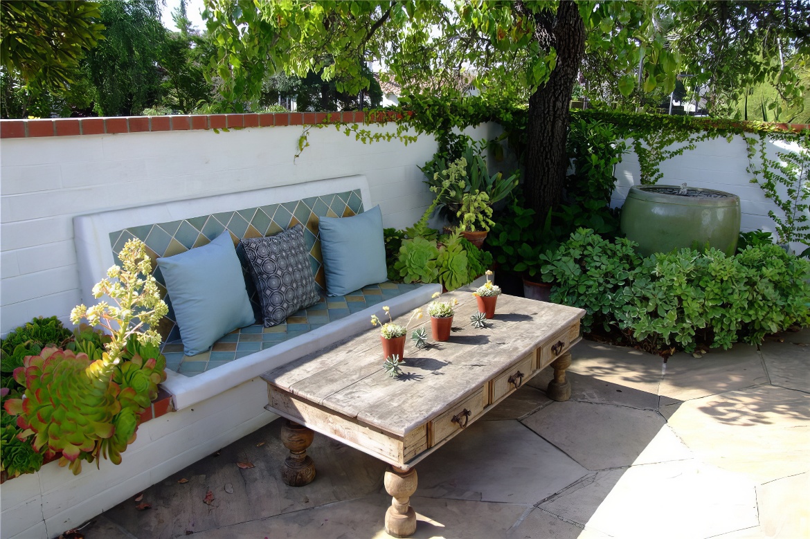 Serene Sitting Area